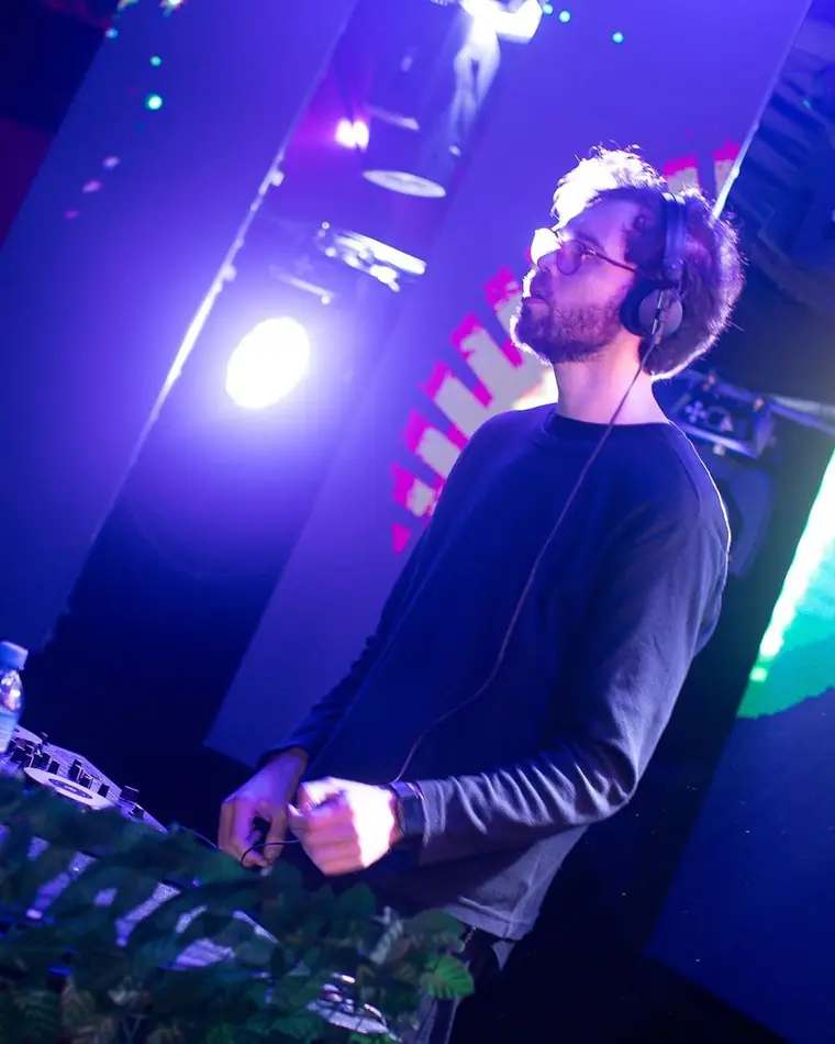 Gabriel Budemberg, DJ e produtor, instrutor do Curso de DJ da Revoluo